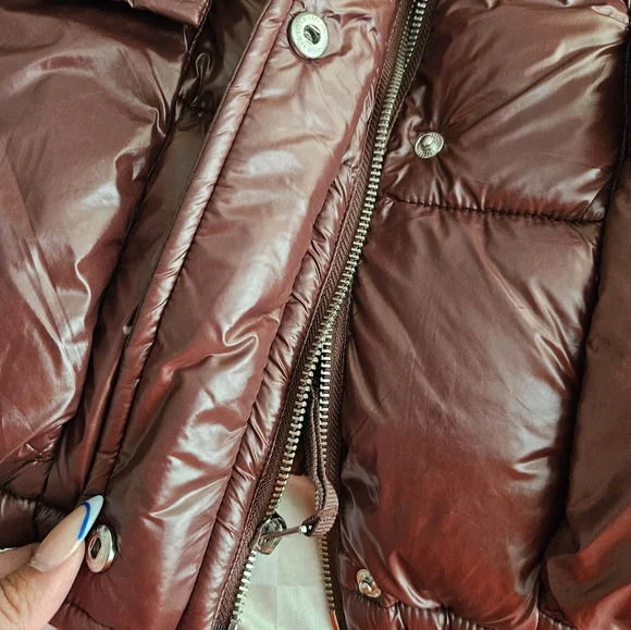 Abercrombie&Fitch Maroon wind resistance NWOT - Picture 11 of 11